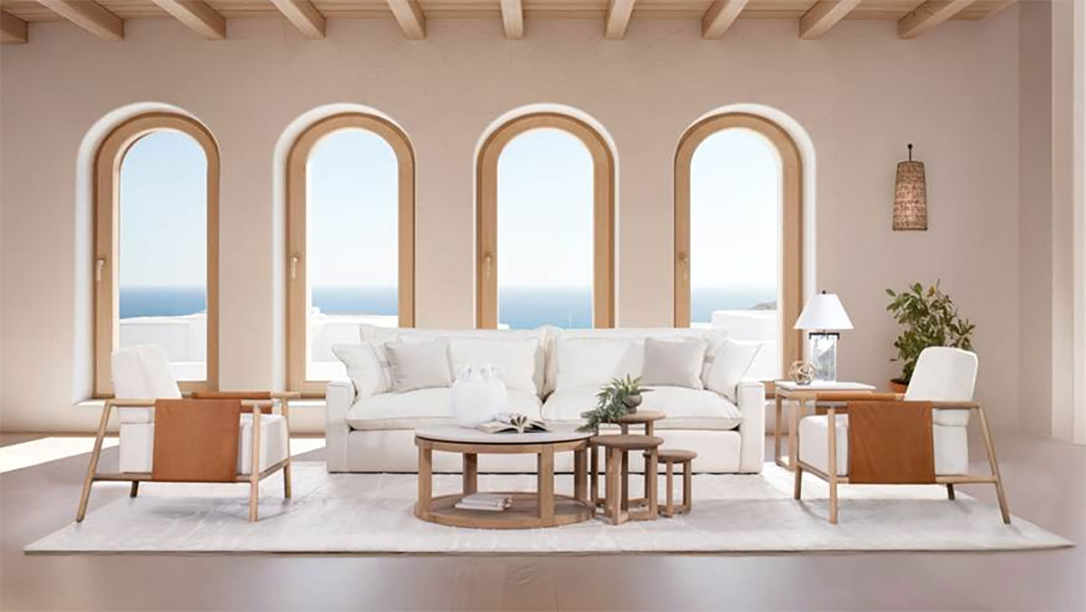 sala mediterránea arcos blancos vista mar mobiliario Casa de las Lomas